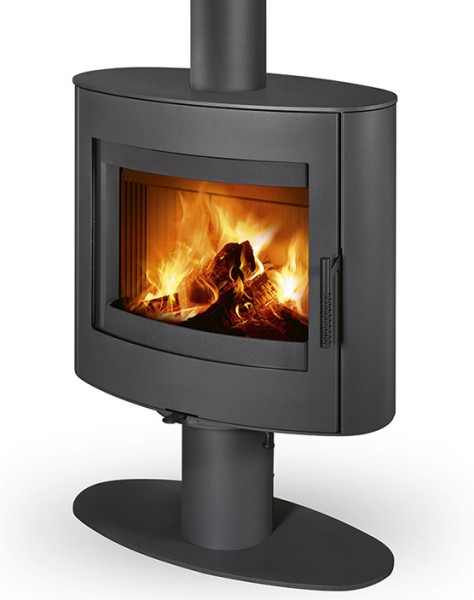 Le poêle à bois STROMBOLI N 24 combine la technologie innovante et les principes écologiques du modèle NAVIA avec un mécanisme de rotation unique. Ce poêle est construit sur un pied stable qui vous permet de faire pivoter tout son corps pour profiter de la vue des flammes depuis à 360 °.

Le STROMBOLI N 24 dispose d'une chambre de combustion moderne qui garantit une combustion efficace et propre avec un impact environnemental minimal, grâce au respect des dernières normes d'émission. Avec la possibilité d'insérer du bois jusqu'à 50 cm de longueur et un mécanisme de verrouillage de porte à trois points, ce poêle offre une facilité d'utilisation et une sécurité accrue.

Un choix de pierre serpentine, de carreaux de céramique ou d'acier fini noir vous permet d'agencer parfaitement le poêle à l'intérieur de votre maison, tandis que les formes arrondies du poêle ajoutent une touche subtile et élégante au design global.  Un système EAI (arrivée d'air frais) est inclus. La version standard inclut la possibilité de raccorder une évacuation des fumées supérieure ou arrière.

Grâce à la prise d'air secondaire, il n'y a pas d'accumulation de suie et la vitre de la porte reste propre. La chambre de combustion est tapissée de tuiles en brique chamottée . Les entrées d'air primaire et secondaire sont régulées par un seul élément de commande.